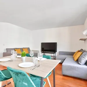 https://appartement-quartier-republique.fr-paris.fr